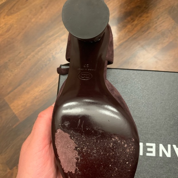 Channel suede calfskin dark purple heels size 37 - Picture 10 of 12